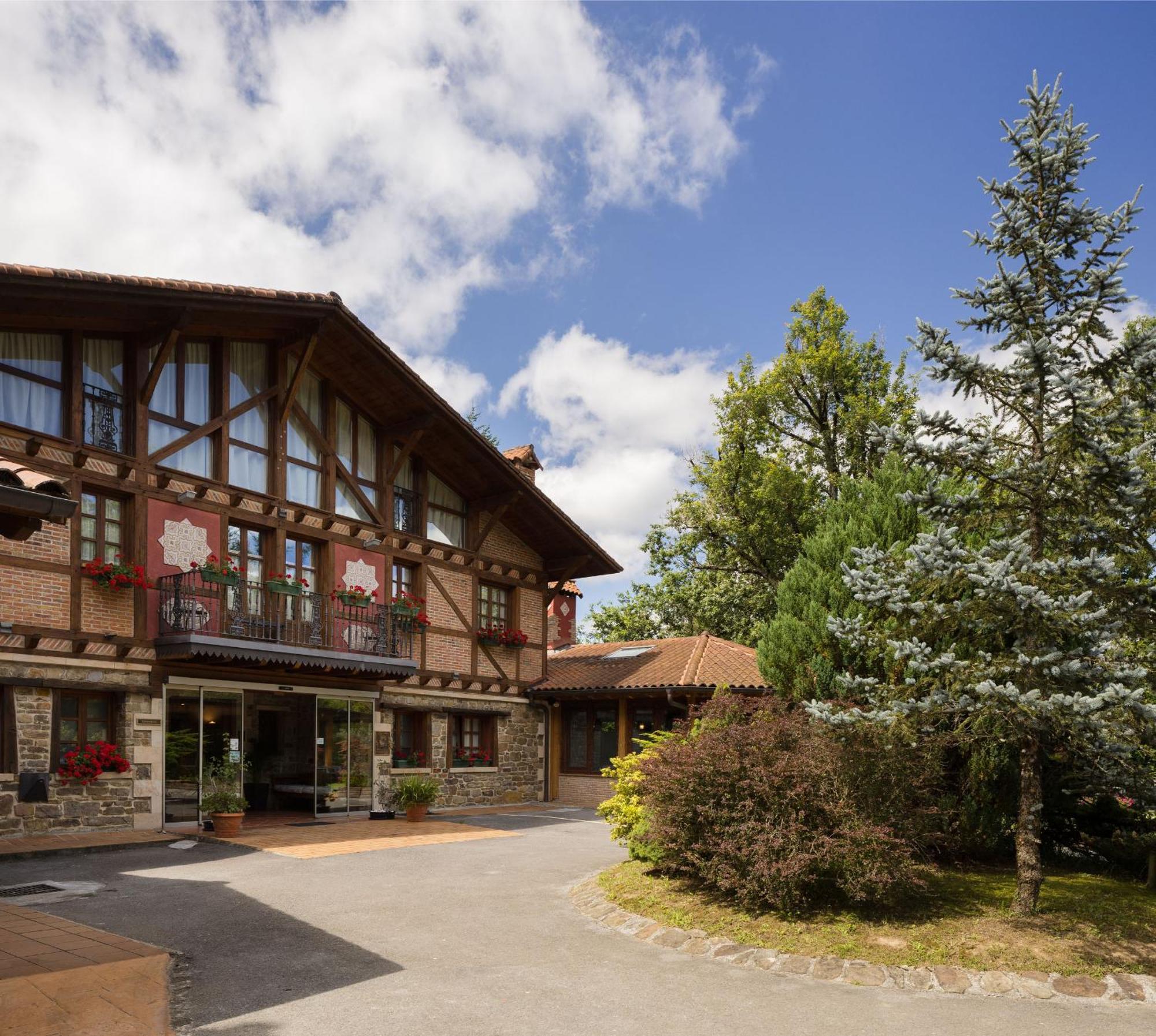 Hotel & Spa Etxegana Zeanuri Exterior photo